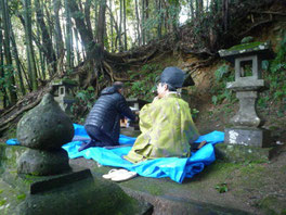 神事の様子