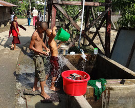 "Douches" d'Aung Zayar Min.