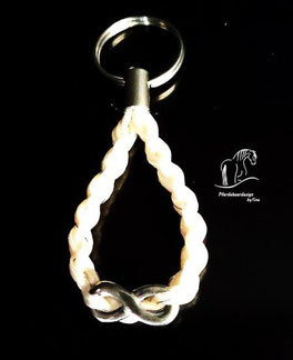 Pferdehaarschmuck schlüsselanhänger mit Infinity / Unendlichkeitszeichen eingeflochten