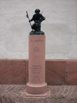 Skulptur zum Jakobsweg in Miltenberg