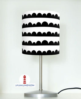 Nachttischlampe für Kinderzimmer Babys und Schlafzimmer mit Halbkreisen in Schwarz Weiß im skandinavischen Design aus Baumwolle