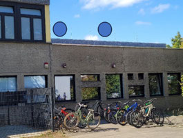 Rückfassade, Kästen aus HOLZBETON