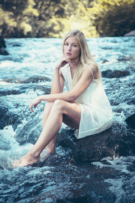 Fotoshooting Fotograf Leverkusen Köln Rebecca Pott Wasserfall