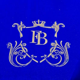 pochoir-pour-mariage-evenement-blason-marquage-tapis.jpg