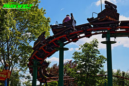 Piraten Spinner Zierer Rides Prototyp Spinning Coaster  Achterbahn  Rollercoaster Karussell  Achterbahn Freizeitland Freizeit Land Geiselwind Bayern Mölter Attraktion 