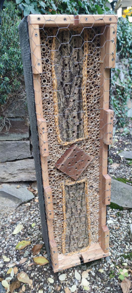 S1 / Wildbienenbrutstätte / € 200,00