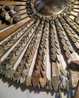 L'Oeil de l'Âme, Travail en cours, mosaïque de Lauze (pierre de nos toits cantaliens), Pyrite et Chalcopyrite, Bronze
