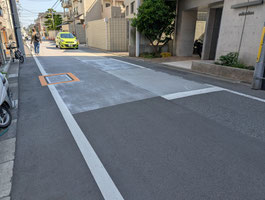 「遮熱性舗装」熱を反射させる