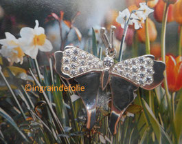Pendentif papillon serti pavé zircon
