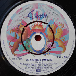 Push-out Center von der Single "Queen - We Are The Champions / We Will Rock You" (UK 1977)