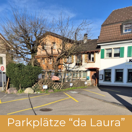 Kostenlose Parkplätze stehen unseren Kundinnen und Kunden beim Eisenwaren Schneider vor dem Haus "Kärcher" zur Verfügung. 