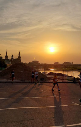 Sonnenuntergang über Elbflorenz