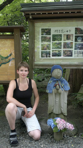 Janine in Kamakura/Japan, Sommer 2013