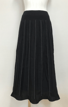 ￥13,200     【SALE】IS-9862-7W　ストレッチストライプスカート(黒）
