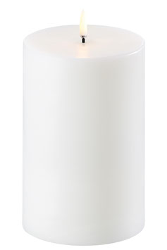 UYUNI LED PILLAR CANDLE, NORDIC WHITE, SMOOTH, 10,1 X 15 CM