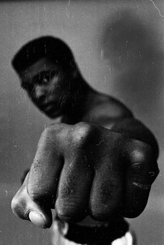Thomas Hoepker: Ali left fist