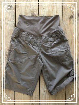 Stoere korte zwangerschapsbroek van Mama-licious - Maat M