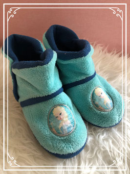 Lieve Frozen pantoffeltjes maatje 31-32