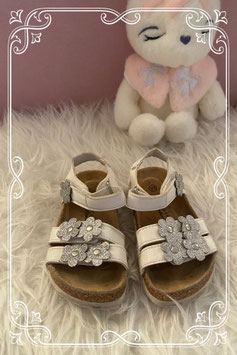 Witte sandalen van Cupcake Couture uit de vanHaren collectie - maat 23