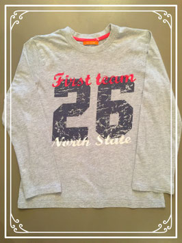 Grijs shirt van de HEMA - maat 134-140