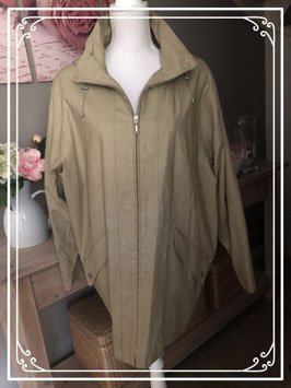Mooie linnen jas van Junge collection-maat 48-50