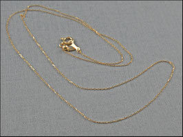 Zarte Ankerkette aus echtem 18 Karat Gold – zeitlos und hochwertig