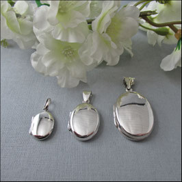 Pure – Ovales Medaillon aus 925er Sterling Silber (optional mit Kette)