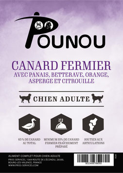 Canard fermier avec panais, betterave, orange, asperge et citrouille