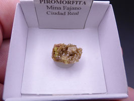 LOW 1376 - PIROMORFITA