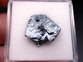 70H - HEMATITES