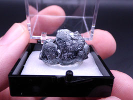 53H - HEMATITES
