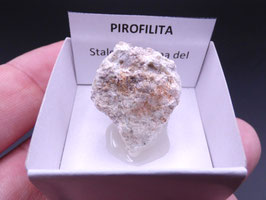 LOW 1546 - PIROFILITA