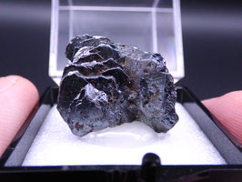 54H - HEMATITES