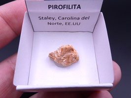 LOW 1582 - PIROFILITA