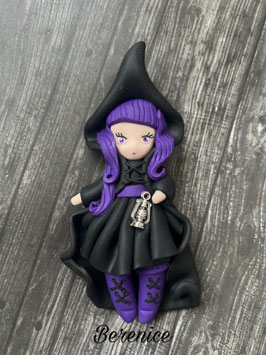 Petite sorcière ... Bérénice … porte clé bijou de sac (violet)