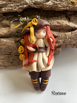 Petite sorcière ... Roxane… porte clé bijou de sac (brun)