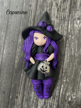 Petite sorcière ... Capucine … porte clé bijou de sac (violet)