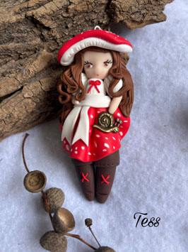 Petite sorcière ... Tess … porte clé bijou de sac (rouge)