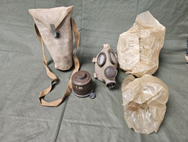 Maschera antigas Italiana, filtri, custodia - marchio 1936 ww2 (>AY)