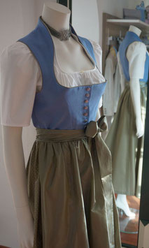 Dirndl aus Leinen von Tostmann