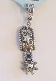 PENDENTIF "EPERON"