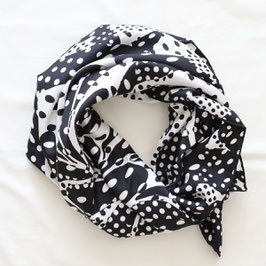 DRIES VAN NOTEN FILIGREE 252 Q.2209 W.W.SCARF OFF WHITE