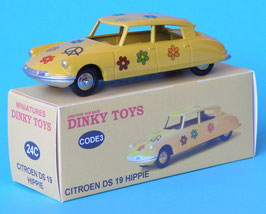 Citroen Ds 19 berline Hippie 1968 sur base Dinky Toys 24C vintage code 3 sthubert92