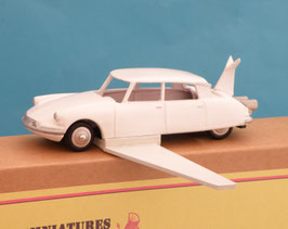Car-Horse Citroen Ds 19 volante série limitée sthubert92