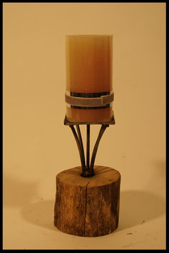 1145 - Kerzenständer "filigran"