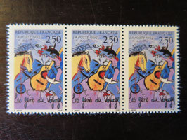 Bande de 3 timbres dont la variété crochet à la guitare 2784b Neuf**