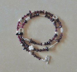 Edelstein-Collier „Granat-Kreuz"