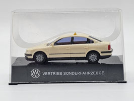 AMW 1:87 VW Volkswagen Passat Taxi