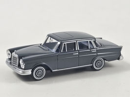 Wiking 1:87 Mercedes-Benz 220 S Nr. 082408