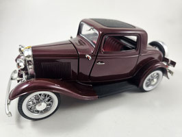 Road Signature 1:18 1932 Ford 3 window coupe